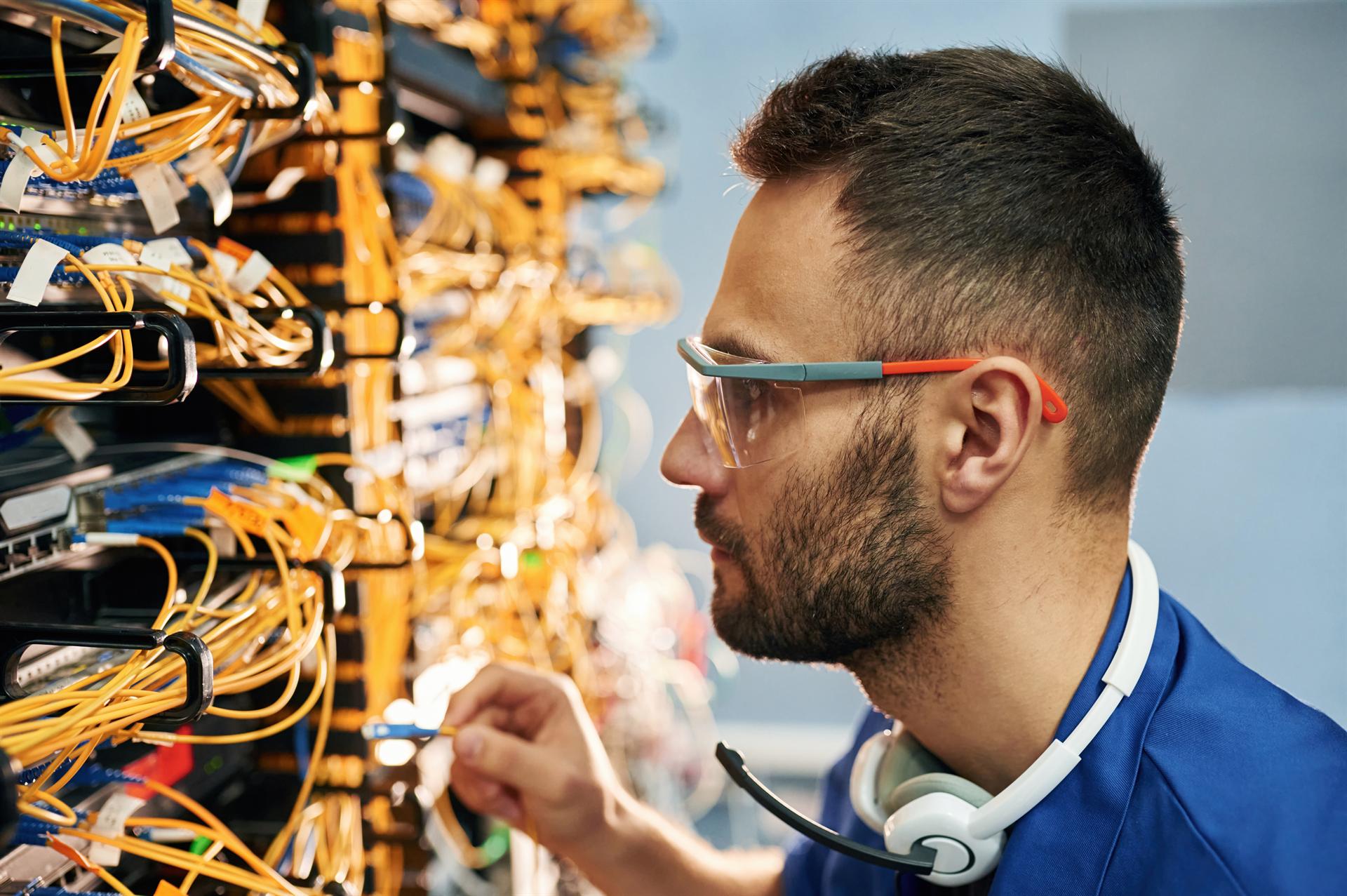 Telecom network and technology support talent